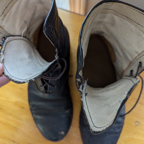 Vintage boots AS IS - Picture 3 of 4